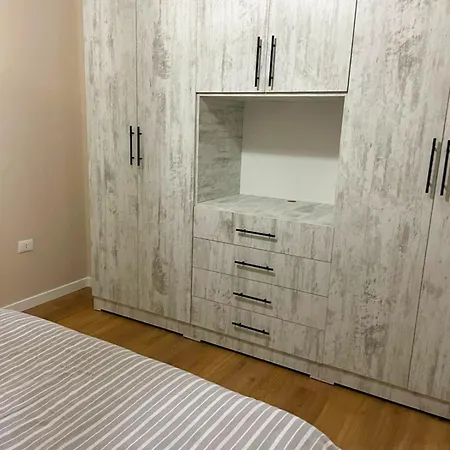 Drita 2 Cozy Modern *